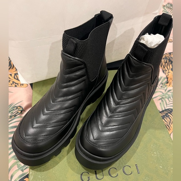 GUCCI Leather Ankle Boots - Picture 4 of 5